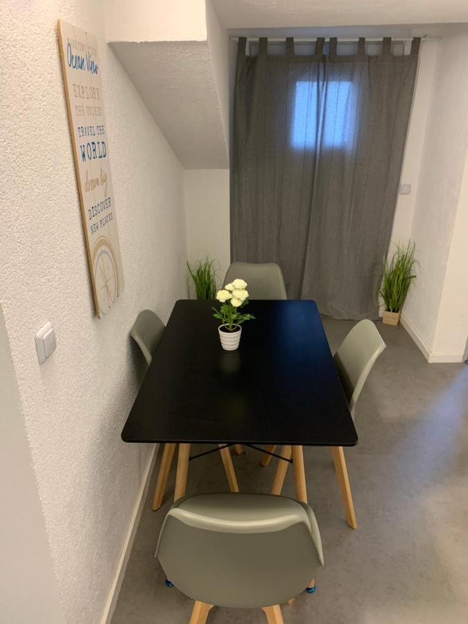 Cityapartment Platinum Mit Balkon Bzw,Terrasse Білефельд Екстер'єр фото